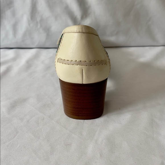 Tory Burch basket weave pump - Picture 10 of 12